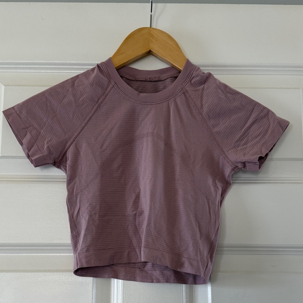 lululemon athletica Short Sleeve Crop Tee in Dusty Mauve